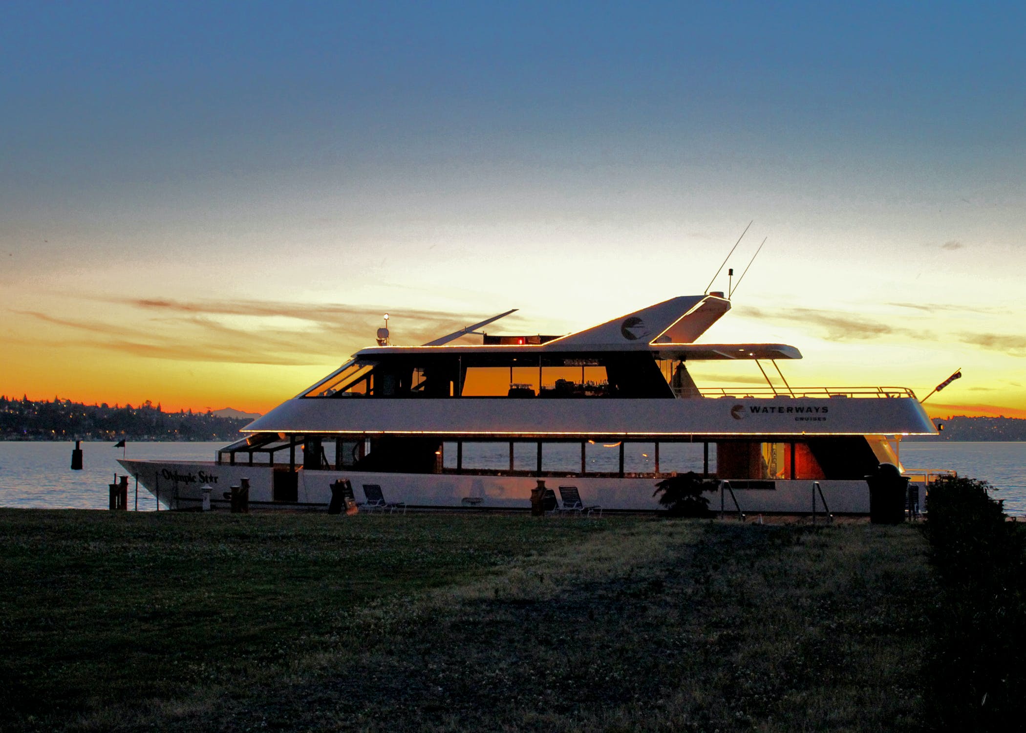 Olympic-Star-at-Sunset