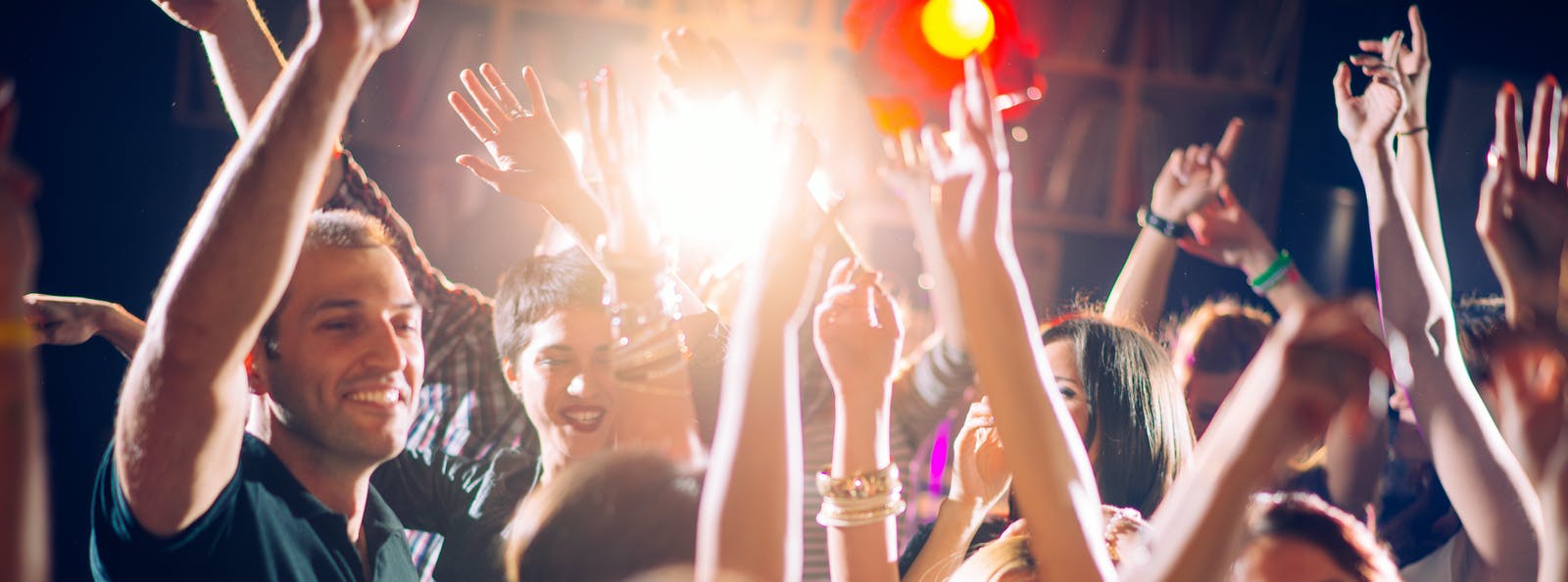 party-dancing-people