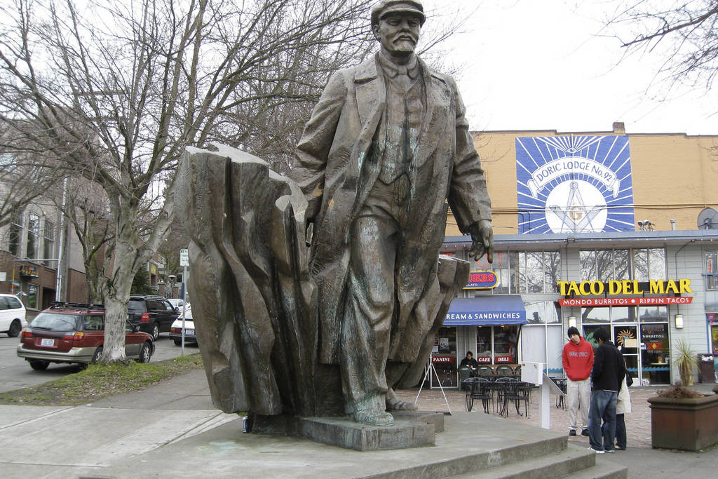 statue of Lenin Photo by Chris Yunker
